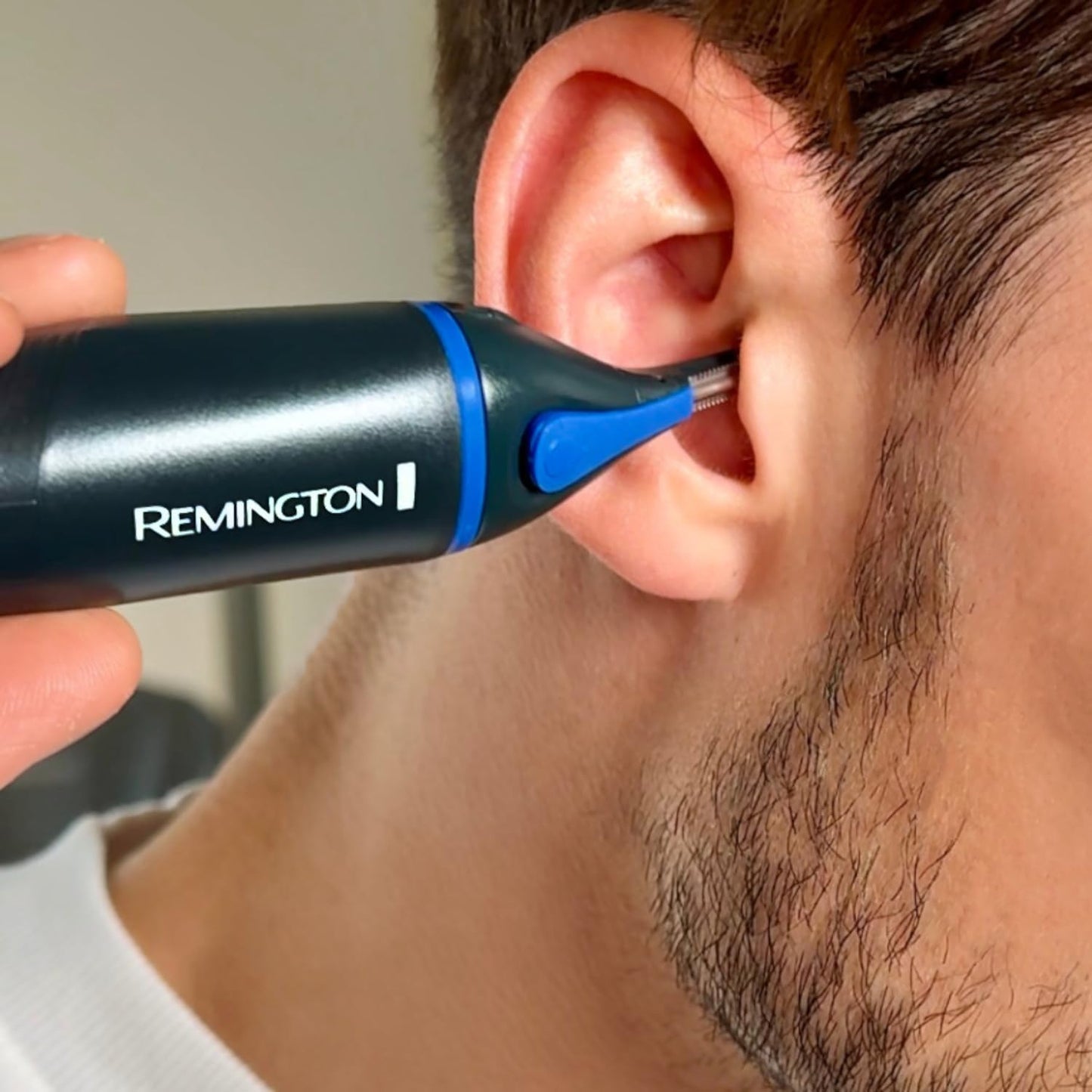 Remington NE3850 Mens Nose Ear Eyebrow Trimmer Waterproof