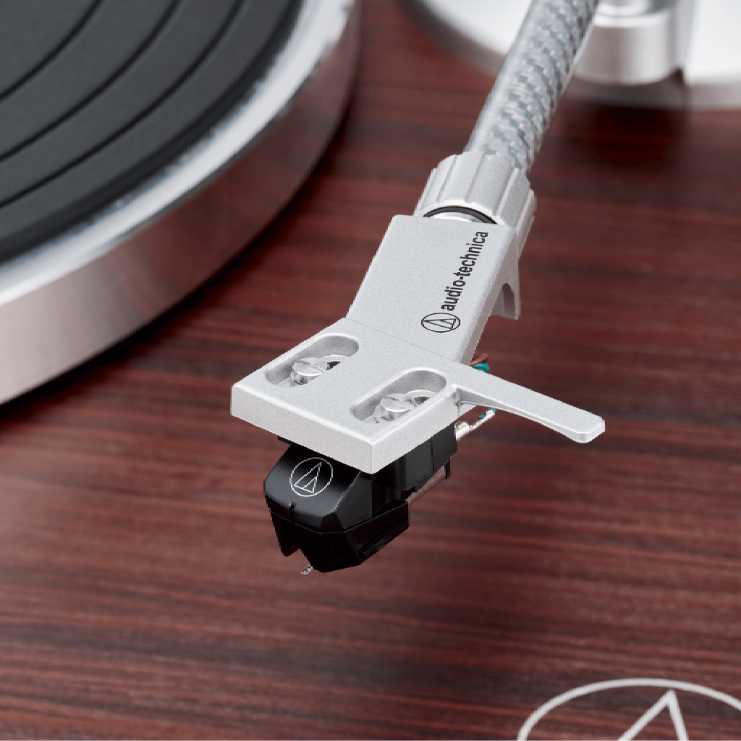 Audio-Technica AT-LPW50BTRW Wireless Fully Manual Belt-Drive Turntable